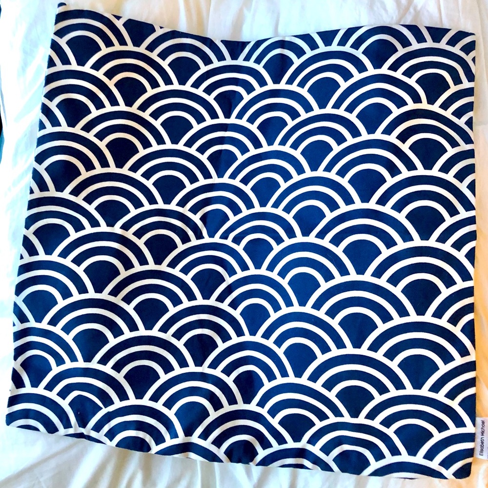 Pillow cover 18x18”